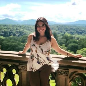 Meet your Posher, Amanda